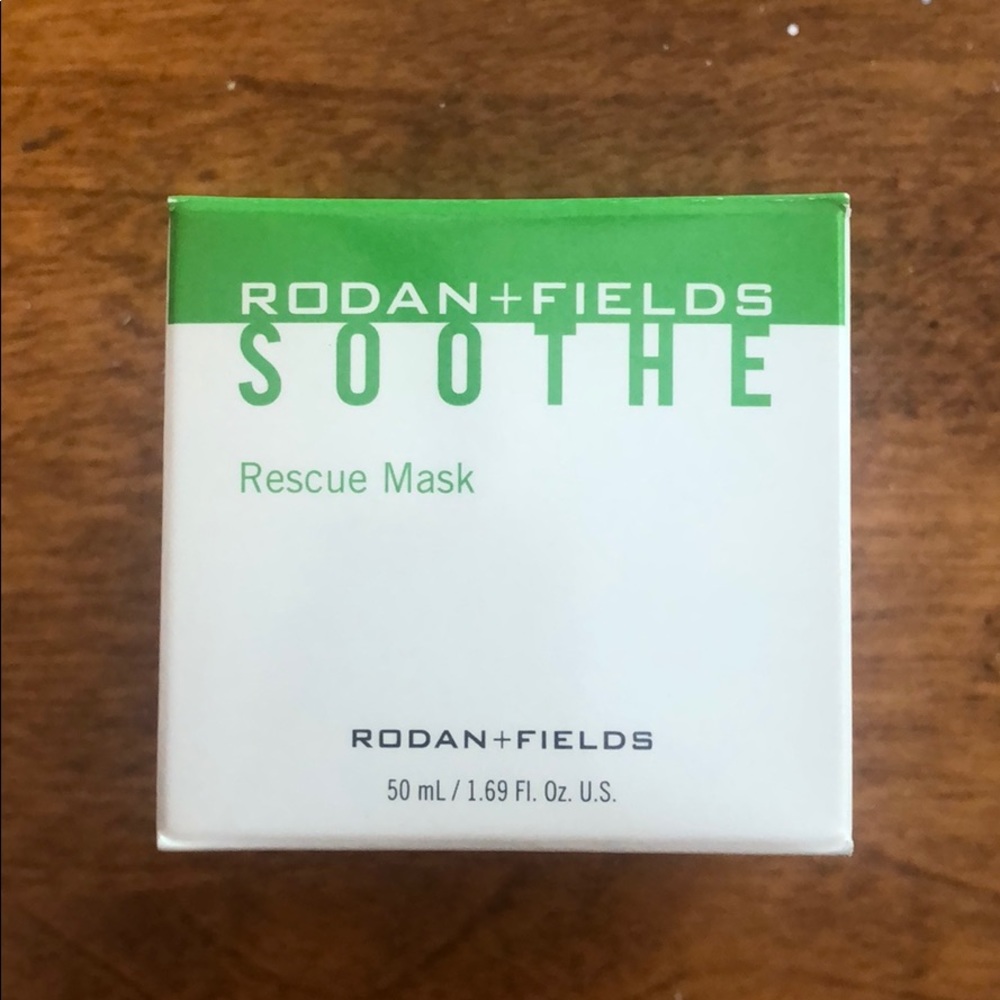 Rodan + Fields Soothe Rescue Mask